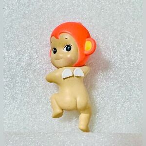 Sonny Angel Looking Back Monkey Hipper